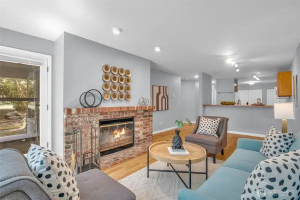 605 5th Street #B102, Kirkland, WA 98033