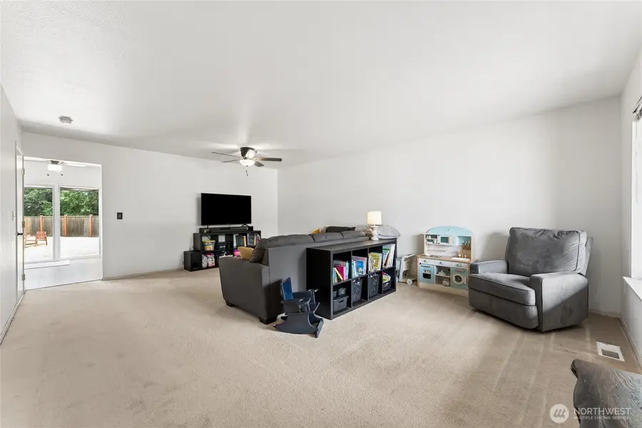 10549 Farwest Court Se, Yelm, WA 98597 - #3