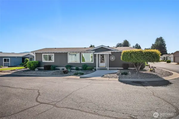 1606 Twin Peaks Drive #50, Wenatchee, WA 98801