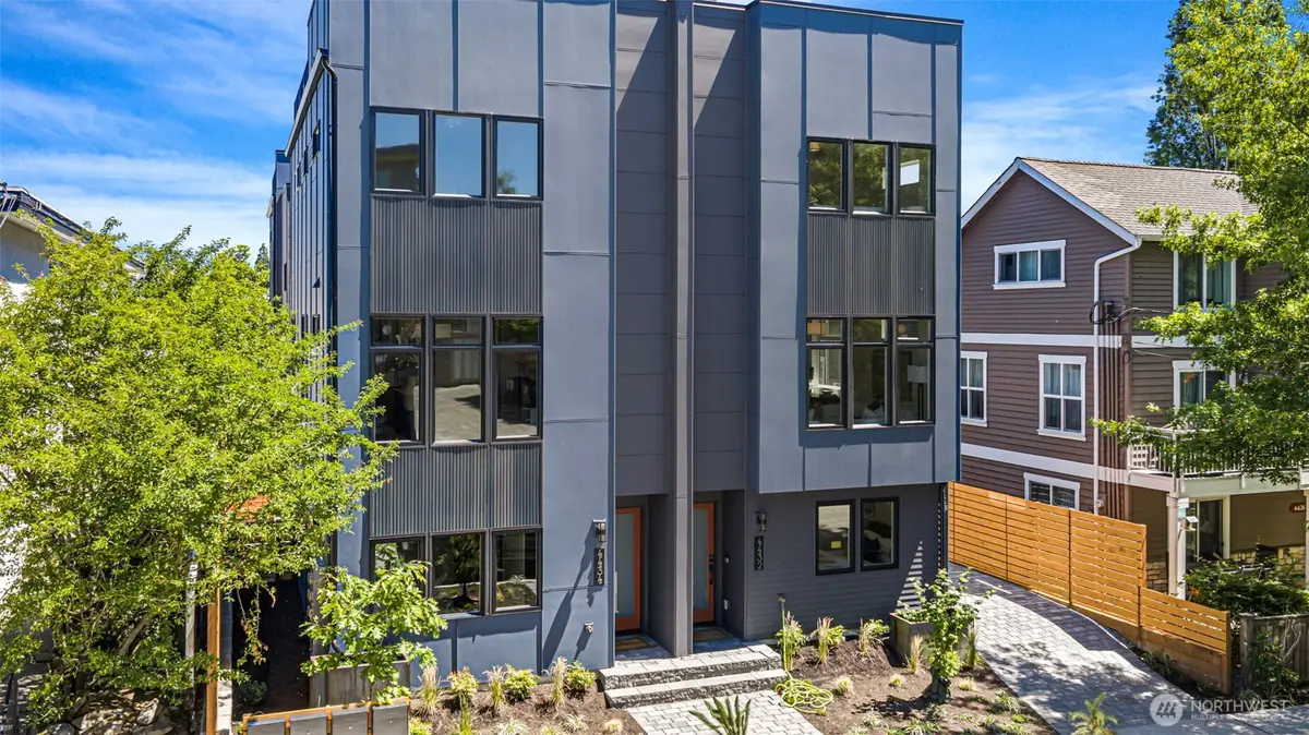 4432 Dayton Avenue N, Seattle, WA 98103 - #1