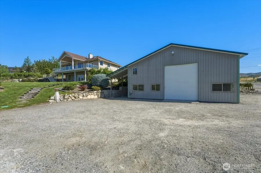 22 Washington Street, Manson, WA 98831 - #2