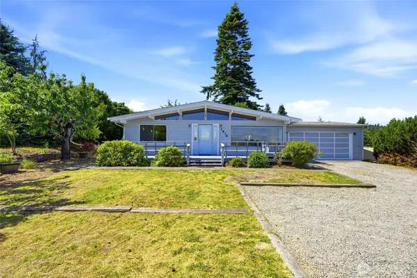 1838 Edgewood Drive, Camano Island, WA 98282
