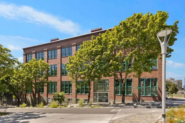 66 Bell Street #303, Seattle, WA 98121