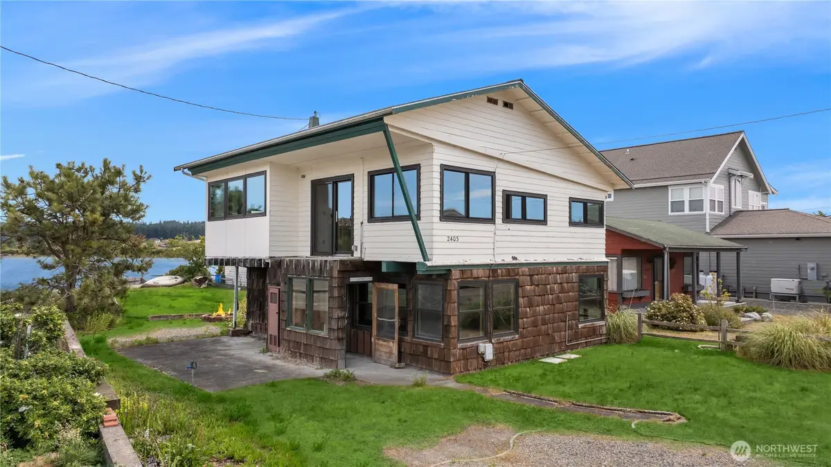 2403 Sunlight Beach Road, Clinton, WA 98236 - #1