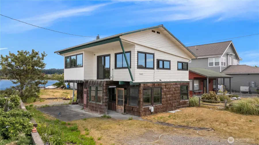 2403 Sunlight Beach Road, Clinton, WA 98236 - #2