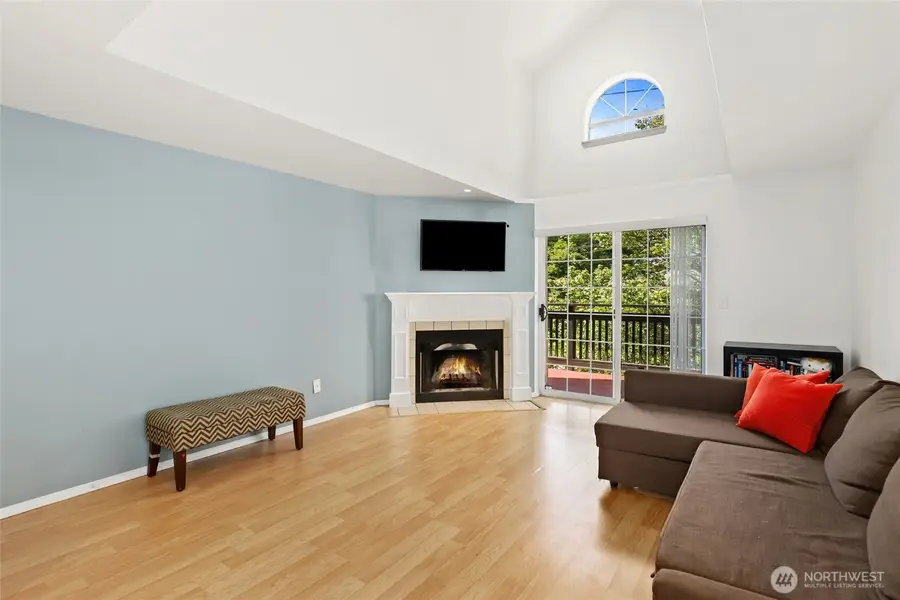 22810 30th Avenue S #B302, Des Moines, WA 98198 - #2