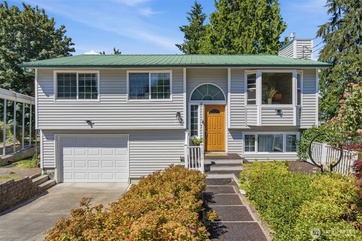 1814 Agate Court Nw, Poulsbo, WA 98370 - #1