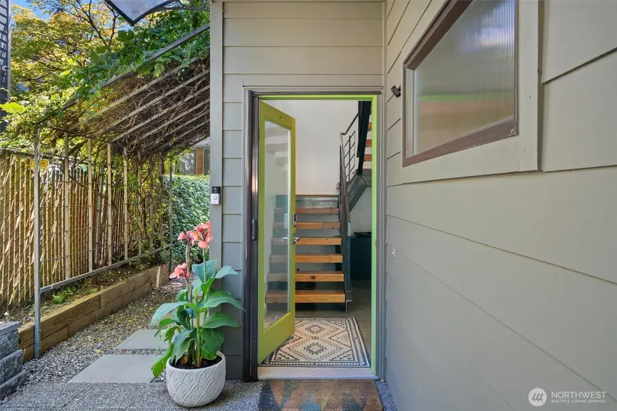 1421 E Denny W, Seattle, WA 98122 - #2