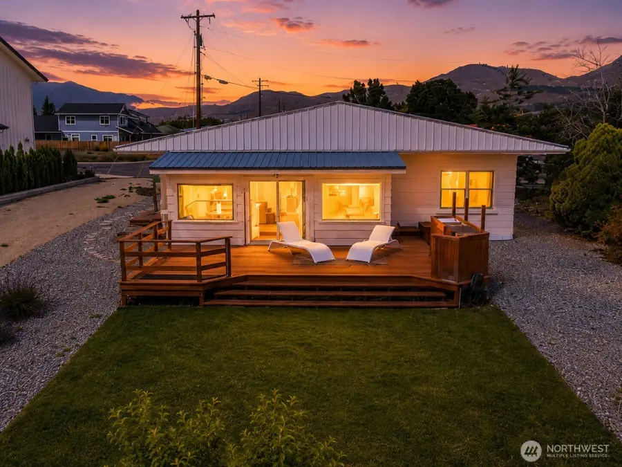 622 S 1st Street, Brewster, WA 98812 - #3
