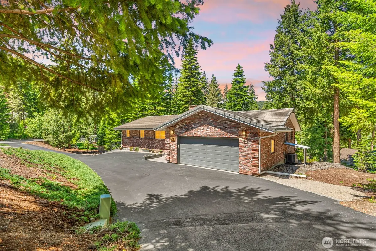 3050 Pinehurst Place, Wenatchee, WA 98801 - #1