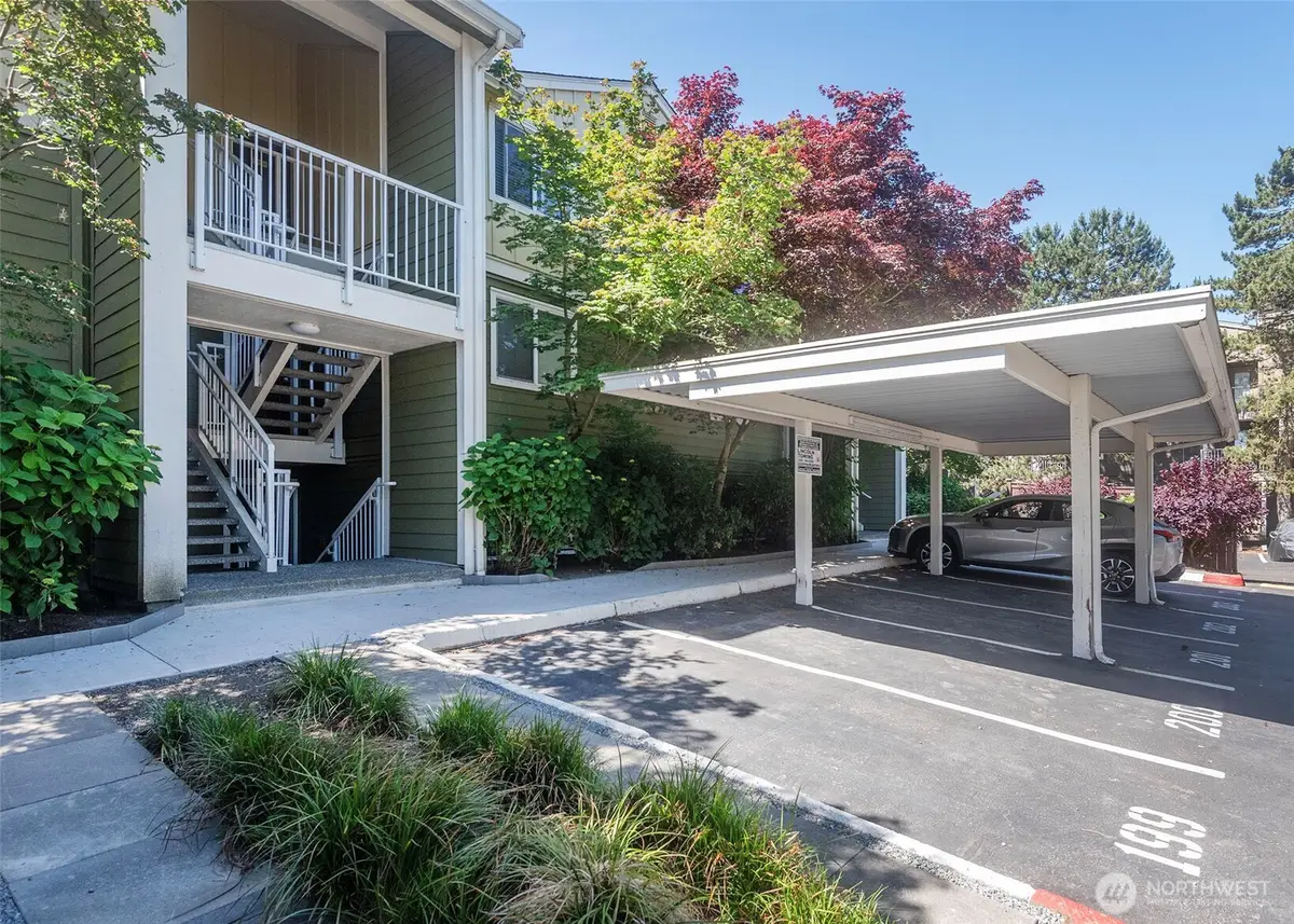 300 130th #4104, Seattle, WA 98133 - #1
