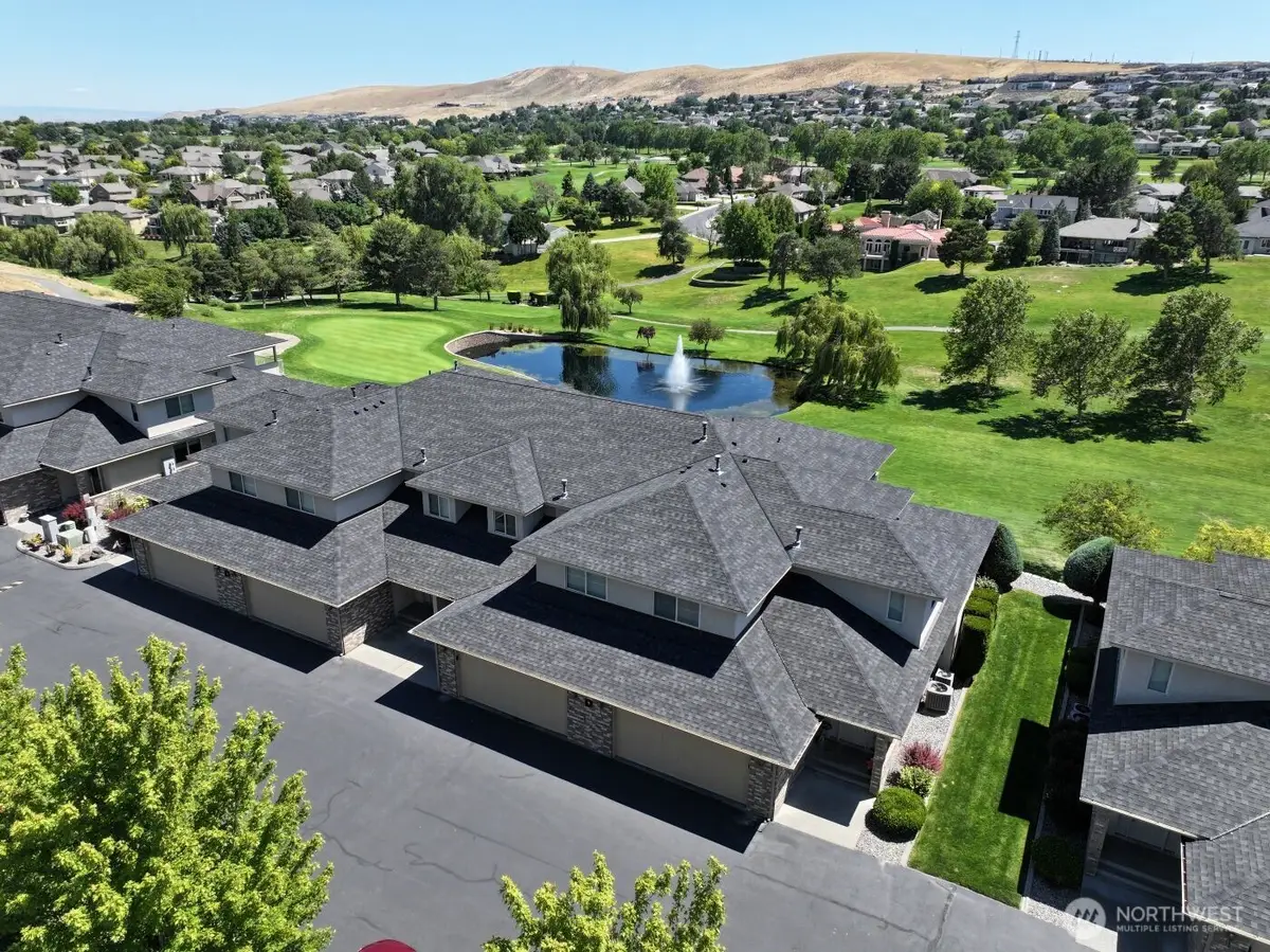 3710 W Canyon Lakes Drive #D102, Kennewick, WA 99337 - #1