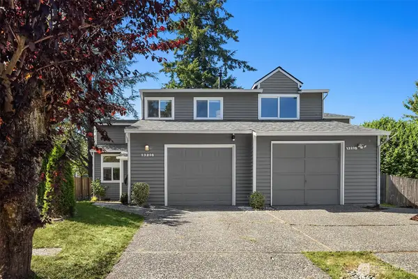13216 NE 139th Place, Kirkland, WA 98034
