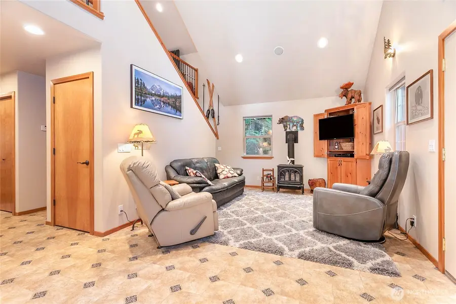 6978 Rainier Way, Deming, WA 98244 - #3