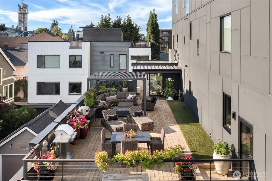 210 W Comstock Street #301, Seattle, WA 98119 - #2