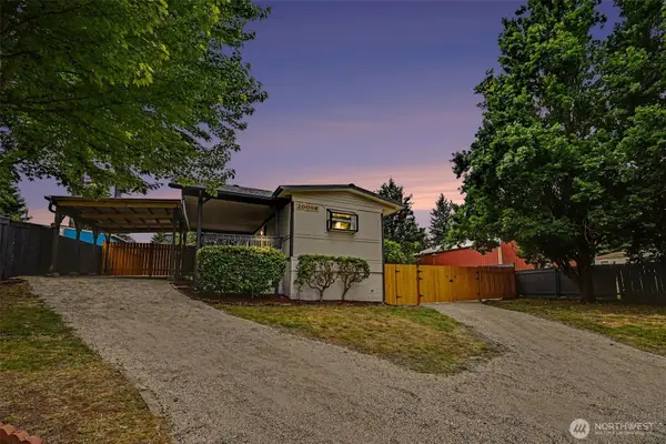 20006 117th Street E, Bonney Lake, WA 98391