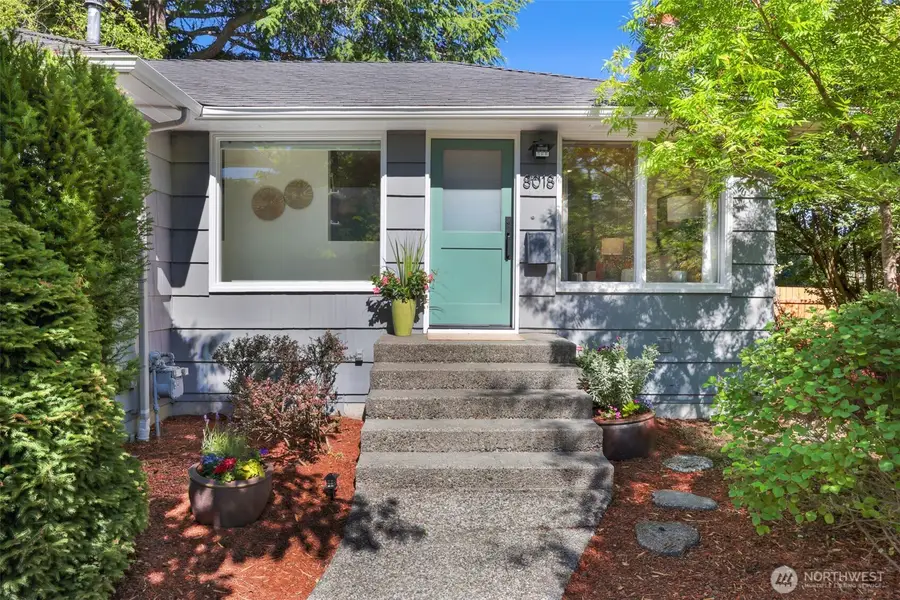 8018 40th Avenue Ne, Seattle, WA 98115 - #3