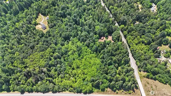 1561 W Cloquallum Road, Shelton, WA 98584