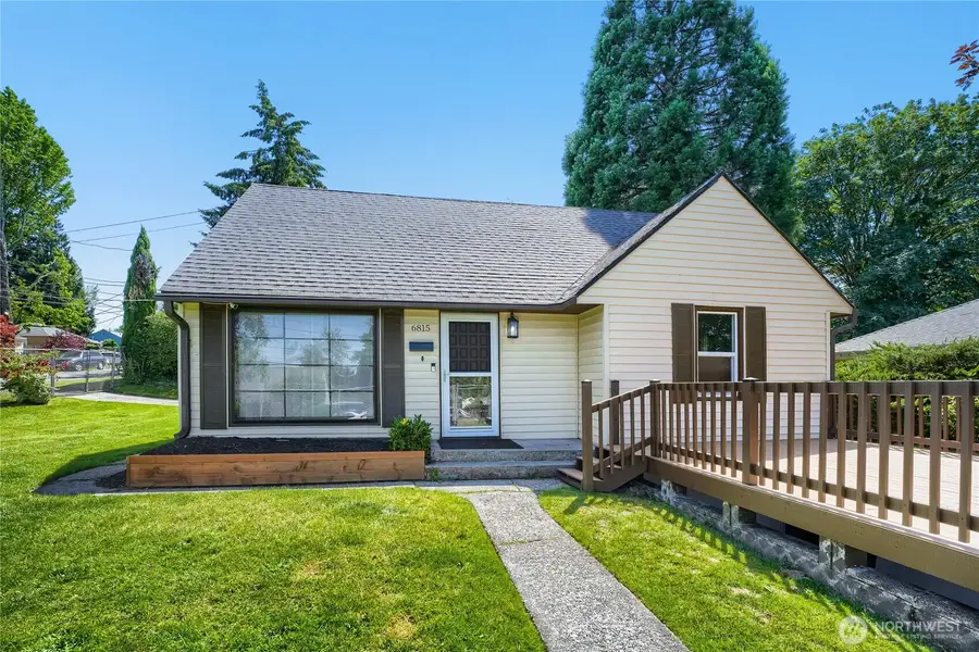6815 S 120th Place, Seattle, WA 98178 - #2