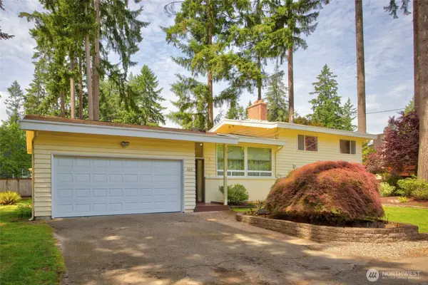 2015 152nd Place Se, Bellevue, WA 98007