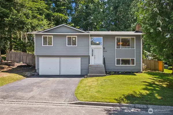 25328 151st Place Se, Covington, WA 98042