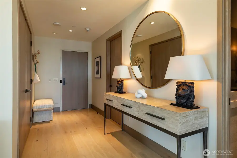 820 Blanchard Street #1905, Seattle, WA 98121 - #3
