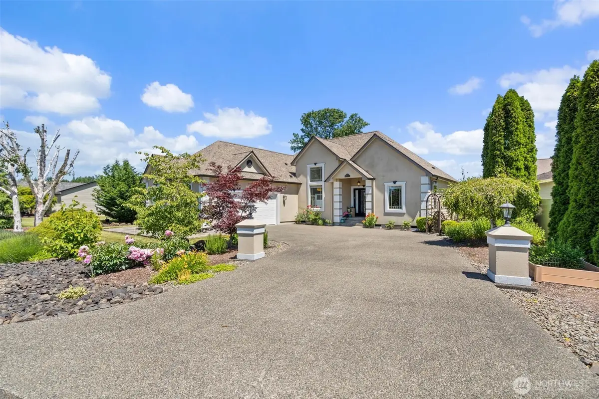 153 Newaukum Village Drive, Chehalis, WA 98532 - #1