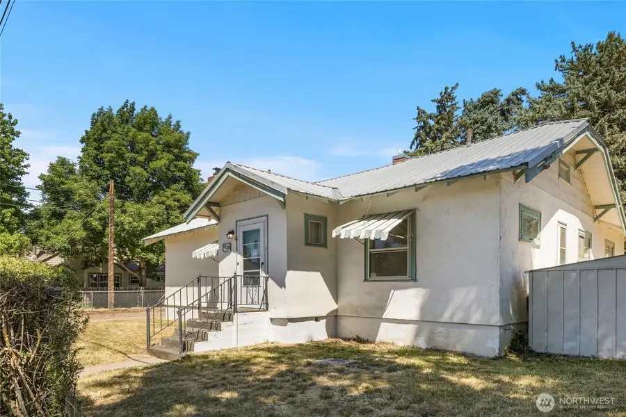 308 S Walnut Street, Ellensburg, WA 98926 - #2