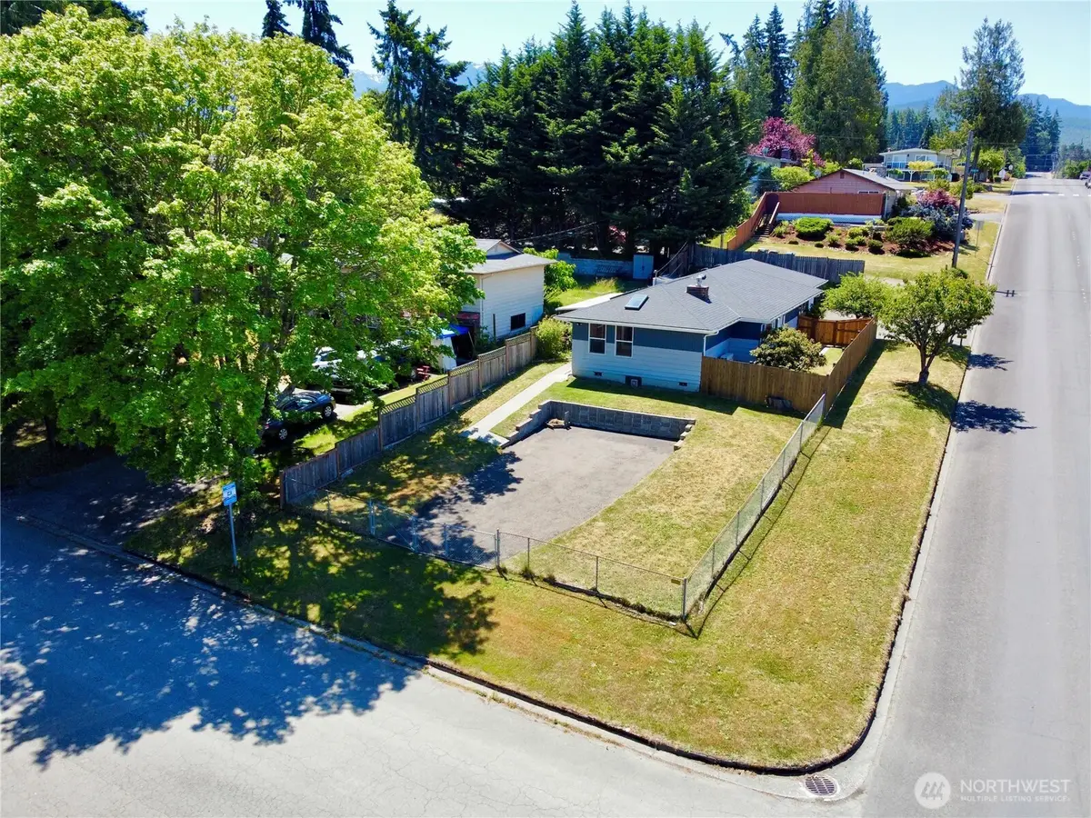 1105 S I St., Port Angeles, WA 98363 - #1