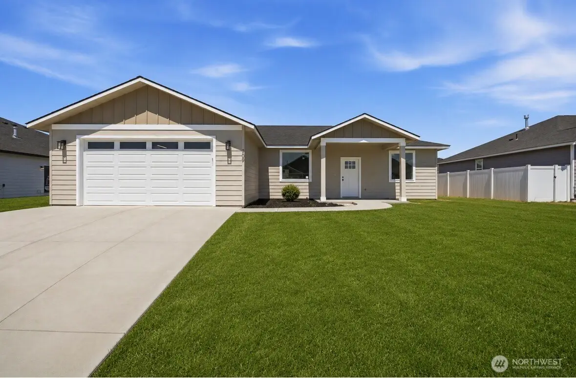 909 NE 6th Avenue, Ephrata, WA 98823 - #1