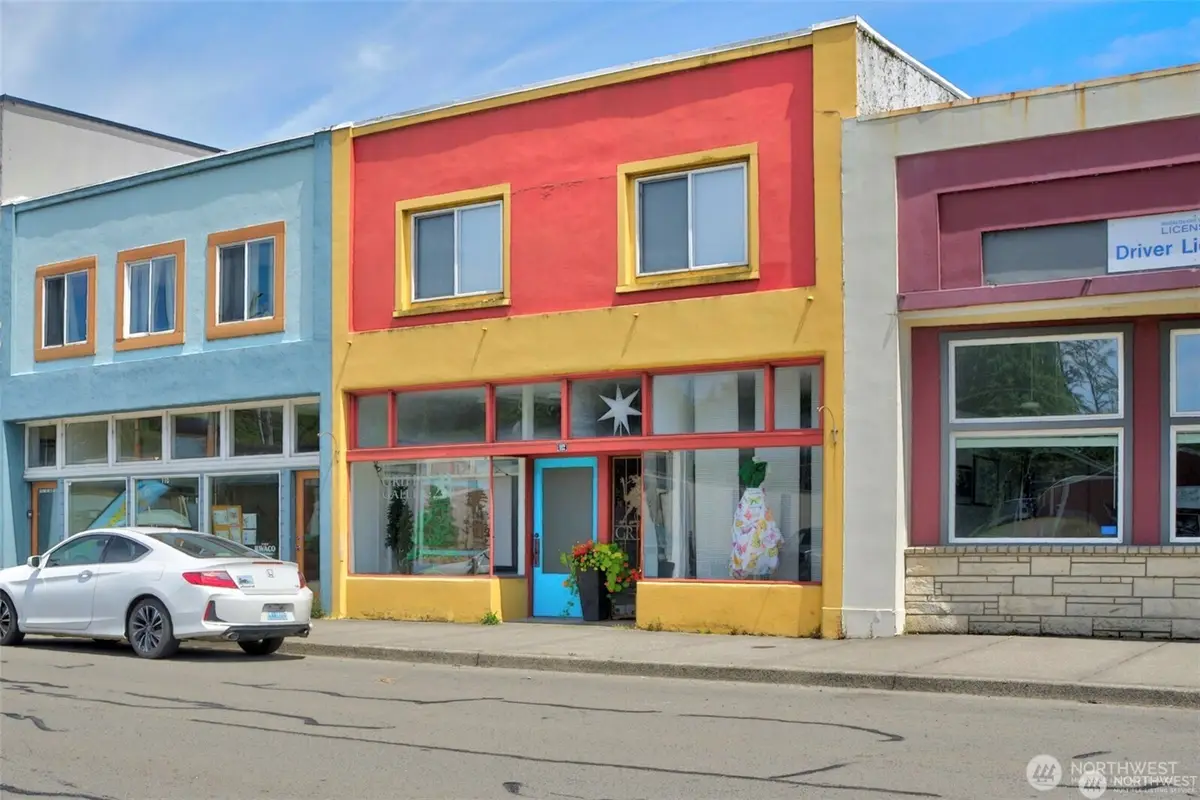 112 1st Avenue S #1-4, Ilwaco, WA 98624 - #1