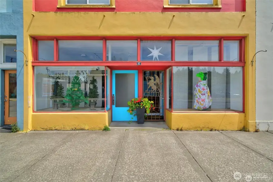 112 1st Avenue S #1-4, Ilwaco, WA 98624 - #3