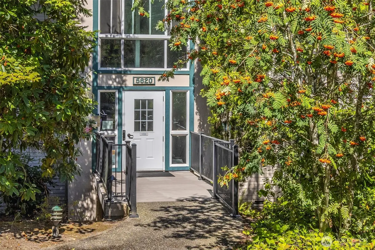 5620 200th St Sw #A209, Lynnwood, WA 98036 - #1
