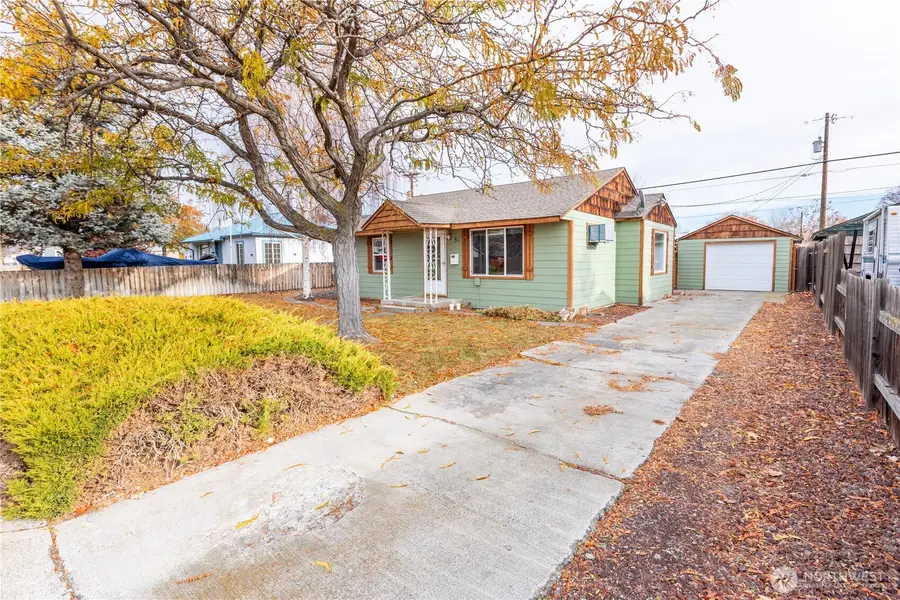84 D Street Ne, Ephrata, WA 98823 - #2