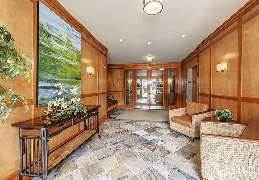 61 Pine Street #105, Edmonds, WA 98020 - #3