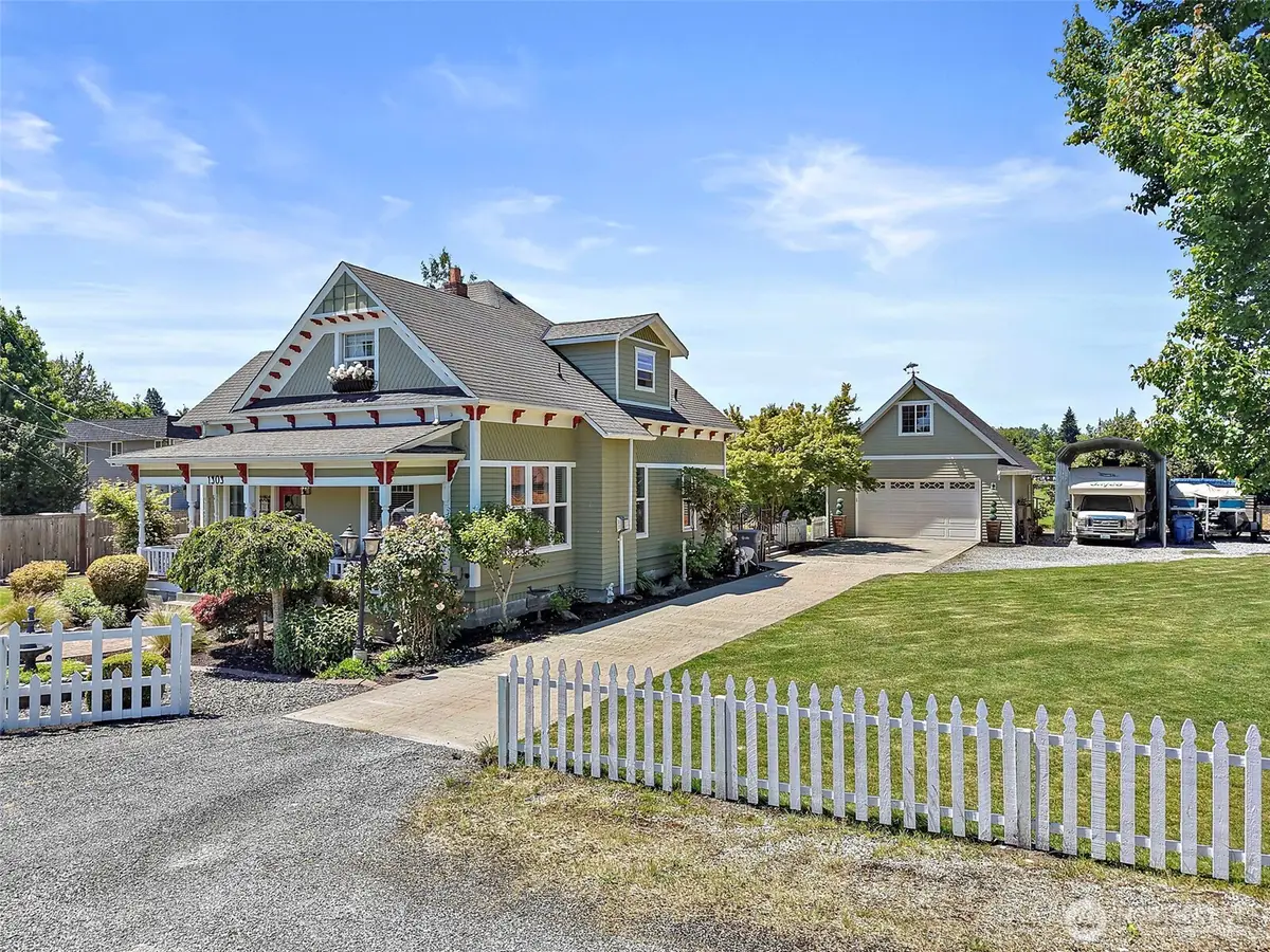 1303 W Main, Puyallup, WA 98371 - #1