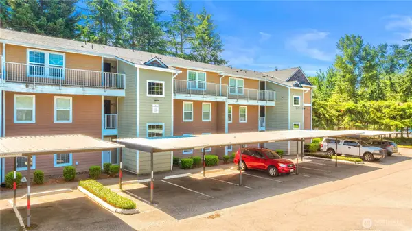 9917 Holly Drive #B310, Everett, WA 98204