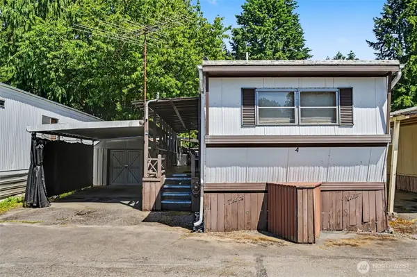 10515 Woodinville Drive #4, Bothell, WA 98011