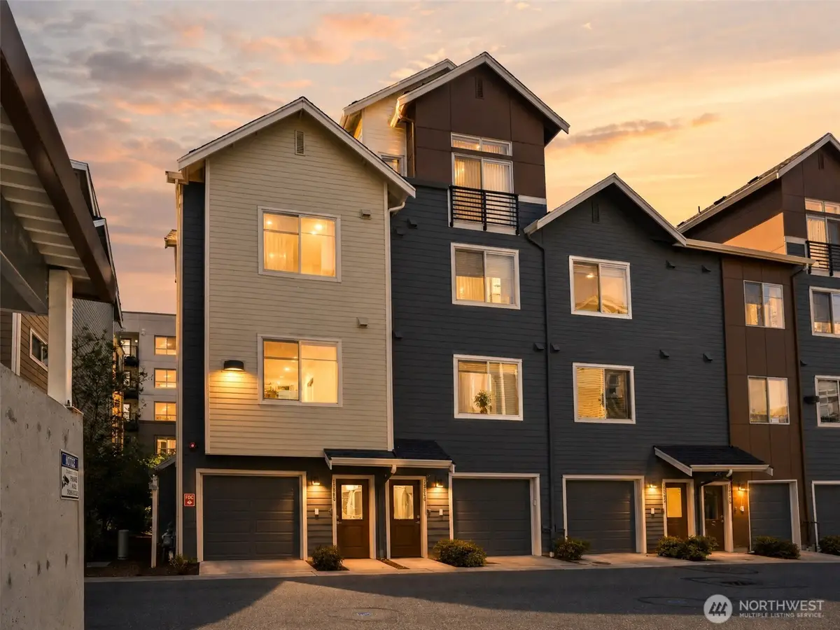 15865 NE 14th Road, Bellevue, WA 98008 - #1