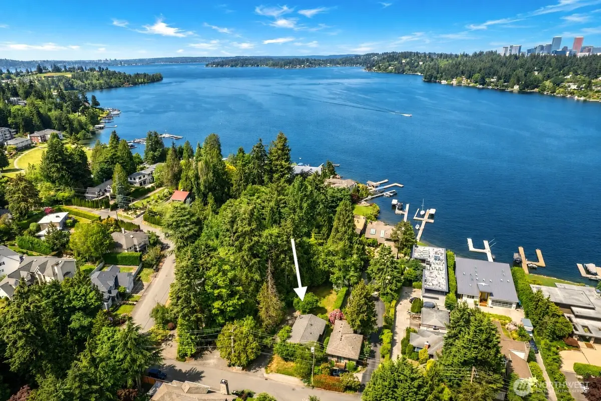 9412 SE 33rd Street, Mercer Island, WA 98040 - #1