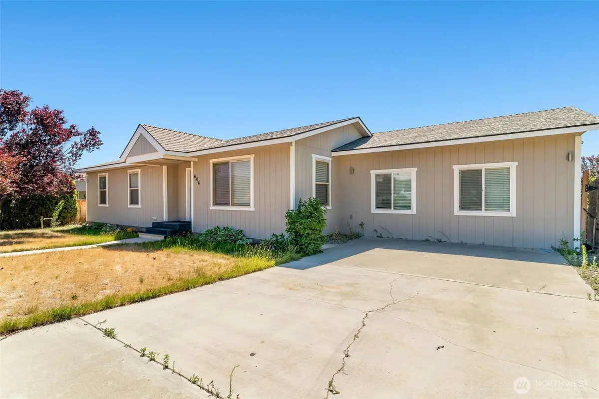 604 Bramble Avenue, Omak, WA 98841 - #1