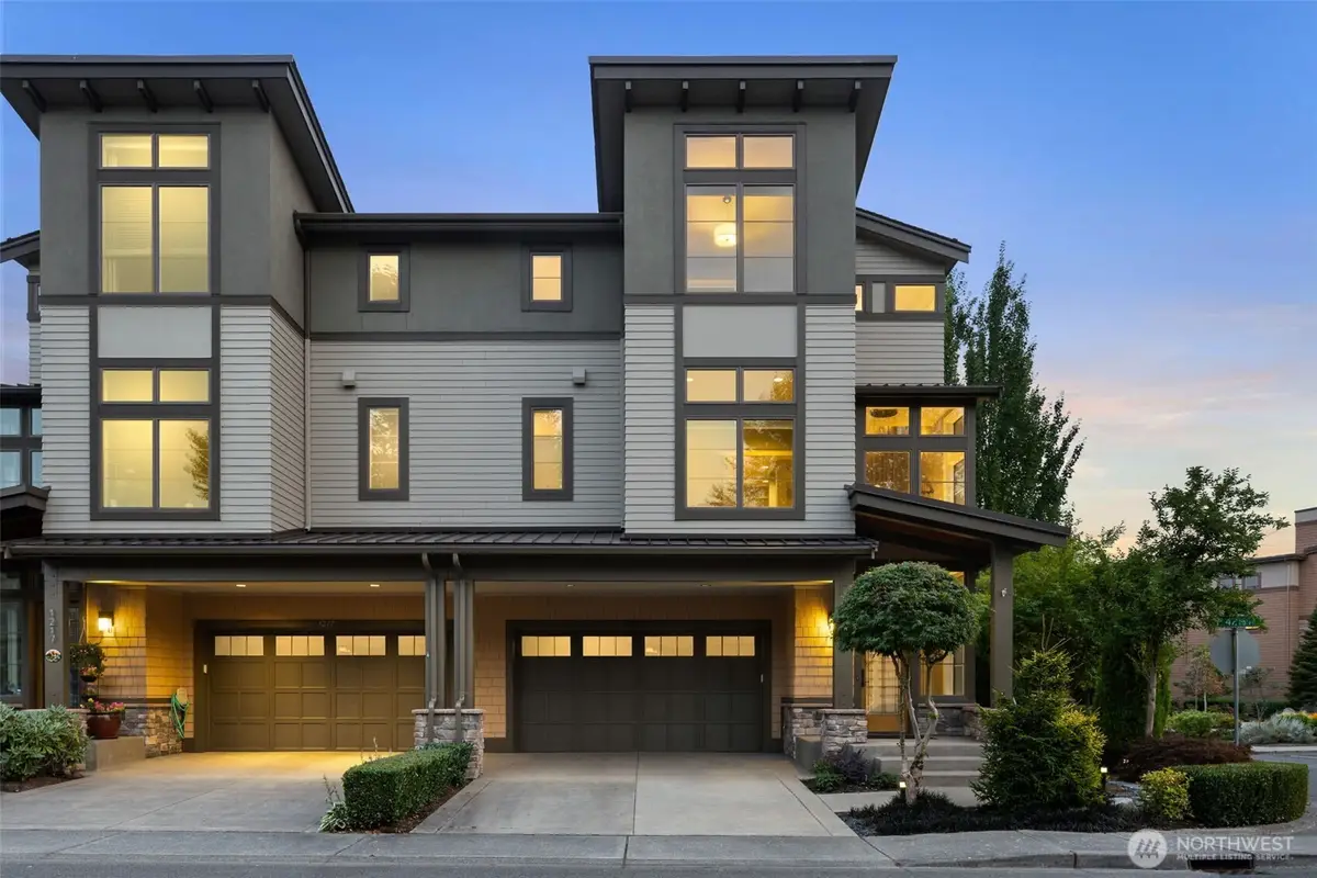 1211 N 42nd Place, Renton, WA 98056 - #1