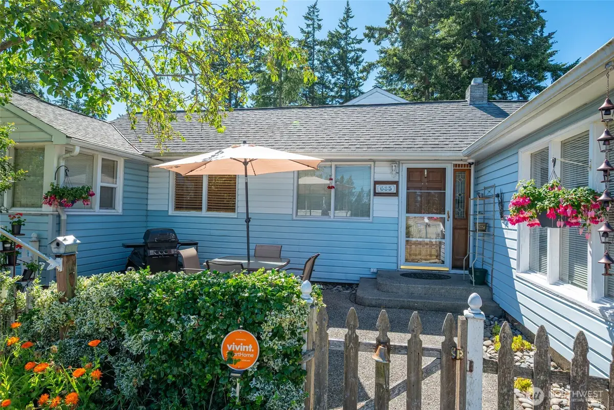 685 NE Regatta Street, Oak Harbor, WA 98277 - #1