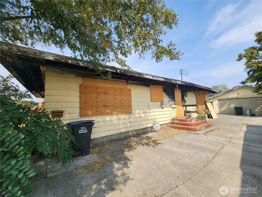 305 S Gibby Road, Moses Lake, WA 98837 - #2