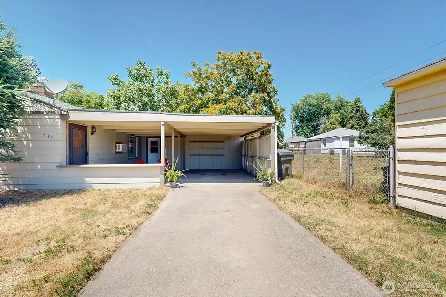 735 NE Spitzenburg Street, College Place, WA 99324 - #3