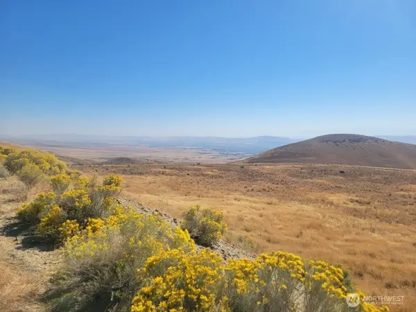 0 N Roza Hill Drive, Yakima, WA 98901