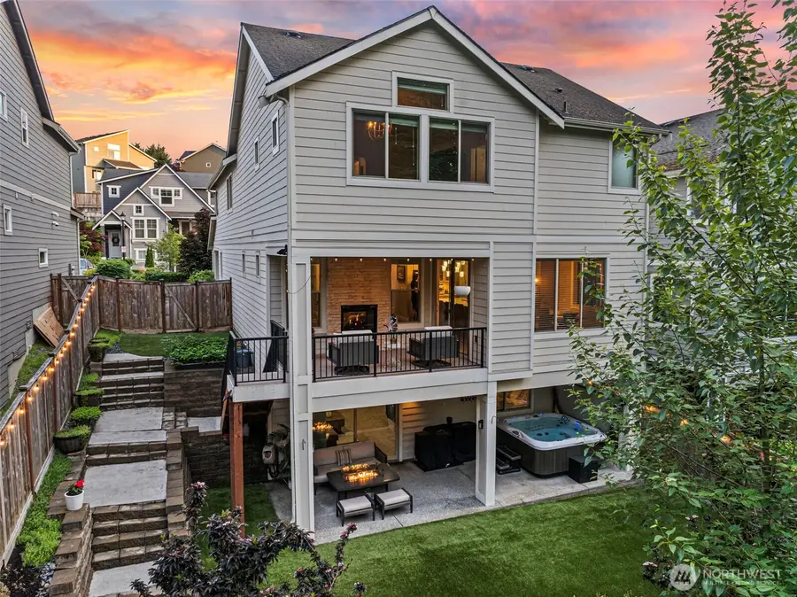 3766 Monterey Court Ne, Renton, WA 98056 - #3
