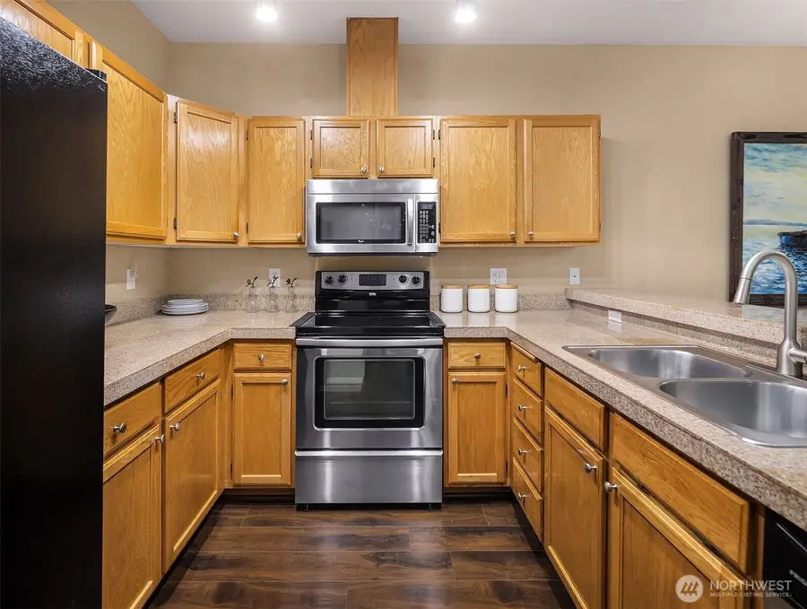 5400 Harbour Pointe Boulevard #G101, Mukilteo, WA 98275 - #3