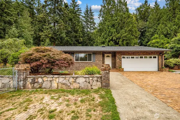 14908 221st Avenue Ne, Woodinville, WA 98077