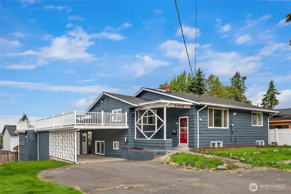 24029 24th Avenue S, Des Moines, WA 98198